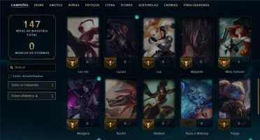 Unranked com 40 Champs e 15 Skins