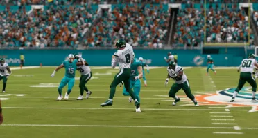 Xbox Madden NFL 24 Standard Edition #C74749