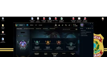 Platina 4 com 235 skins, TODOS os champs, 21k de EA