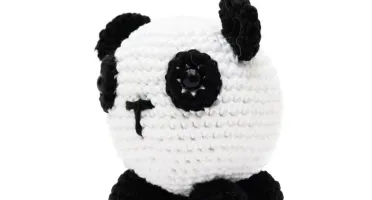 Urso Panda bola em amigurumi
