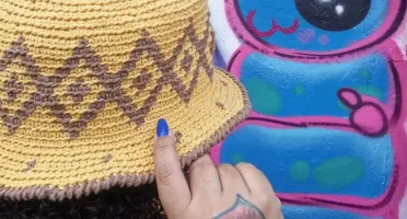 Bucket Amarelo areia