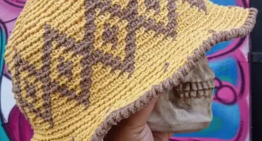Bucket Amarelo areia