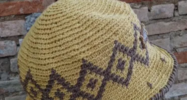 Bucket Amarelo areia
