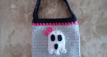 Bolsa Infantil em Crochê Halloween Fantasminha
