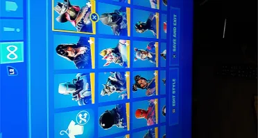 Conta fortnite com quase todas skins de passe + algumas loja