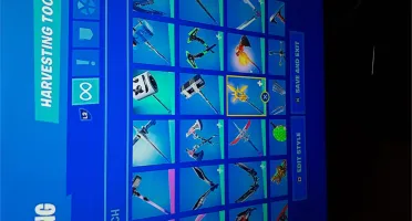 Conta fortnite com quase todas skins de passe + algumas loja