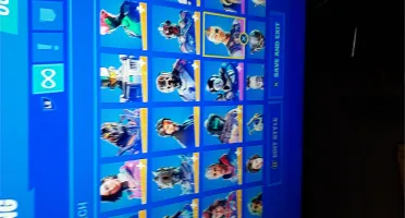 Conta fortnite com quase todas skins de passe + algumas loja