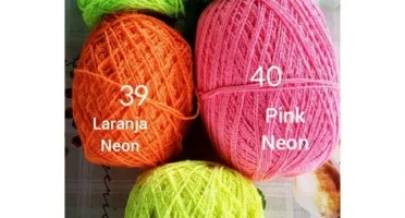 Kit de 50 Mini Florzinhas de Crochê