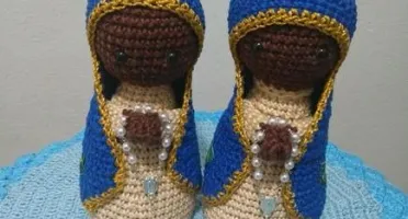 Santa Terezinha ou Nossa senhora em Crochê