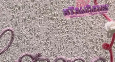 Porta Maternidade Nome com Coração em Tricotin