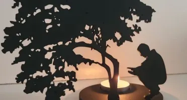 Luminária Decorativa em MDF com Vela 15 x 12 cm