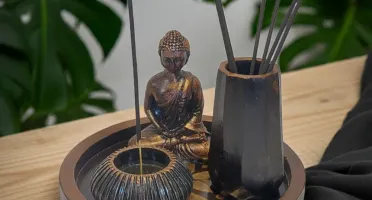 Conjunto incensário Zen de gesso com 4 peças