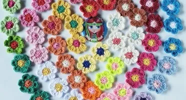 Florzinhas com Miolo em Crochê