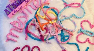 Kit Mêsversário Borboletas + nome Personalizado Tricotin