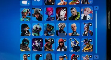 OG Fortnite com Cavaleiro Negro, Ceifador, Mako + 1.200 V-Bu