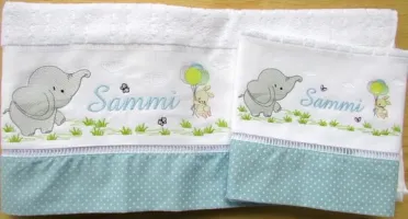Kit Bebê com Toalha de Banho e Toalha de Mão