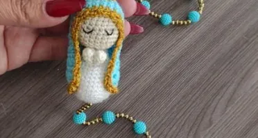 Terço Mariano em Crochê - Nossa Senhora
