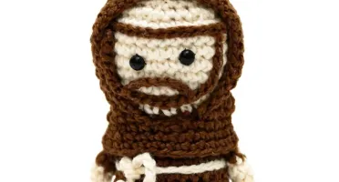 Mini São Francisco de Assis em amigurumi