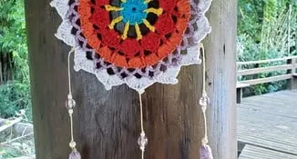 Mandala Enfeite de Parede em Crochê