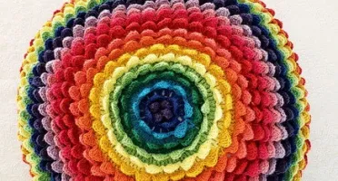 Capa de Almofada em Crochê Flor Pétalas