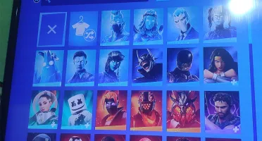 Conta Fortnite Várias skins pagas