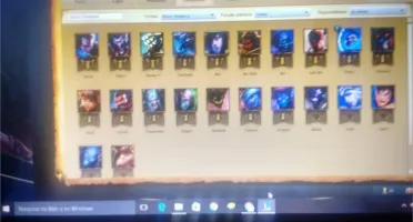 Conta league of legends unranked, 22 campeões, 2 skins
