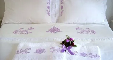 Kit Coordenado Cama e Banho Bordado