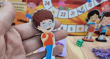 Jogo de Tabuleiro Infantil Portal da Imaginação
