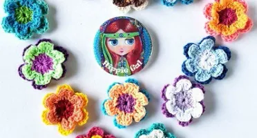 Flores de Duas Camadas em Crochê