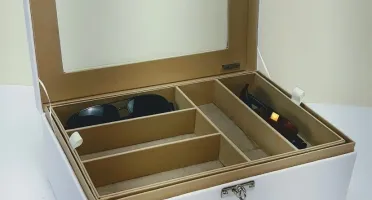 Porta-Óculos Branco com 10 Divisões