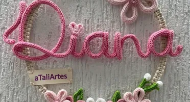 Guirlanda Rosas e Flores em Tricotin