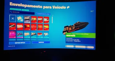 Conta Fortnite Season 4 (+ Ikonic, Orange Justice...etc) PC