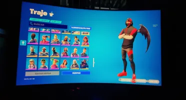 Conta Fortnite Season 4 (+ Ikonic, Orange Justice...etc) PC