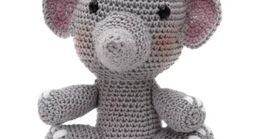 Elefante em amigurumi