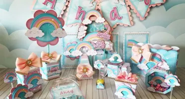 Kit 100 Lembrancinhas Arco-Íris com Apliques 3D