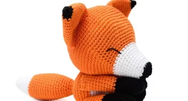 Raposa Soneca Amigurumi Decoração Infantil Artesanal