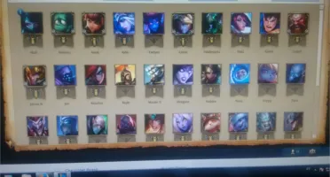 Conta lol, 36 champs e 2 páginas de runas