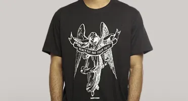 Camiseta Preta Anjo Gustave Dore