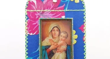 Capelinha "Mãe Rainha"