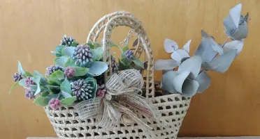 Sacolinha com Frutinhas e Eucalipto desidratado
