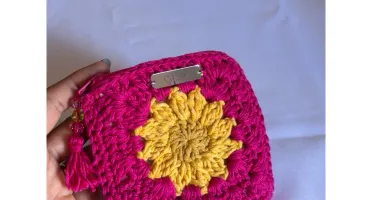 Porta-moedas de crochê