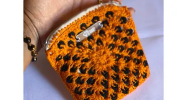 Porta-moedas de crochê