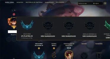 Platina 3 com 65 Champs e 16 Skins