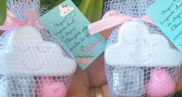 65 Unid Sabonete Chuva de Amor