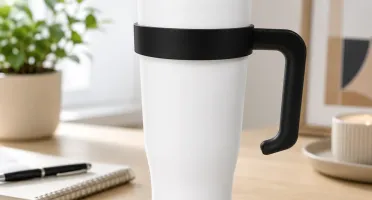 Garrafa Térmica Branca com Canudo - 1,2 Litro