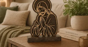 Escultura Jesus Orando em MDF 21 x 14 cm