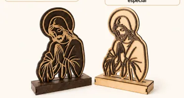 Escultura Jesus Orando em MDF 21 x 14 cm
