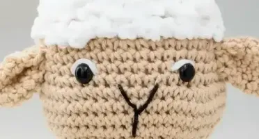 Chocalho Ovelhinha Amigurumi