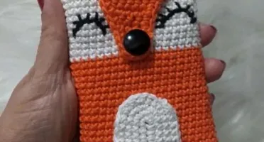Porta Celular em Crochê - Raposa