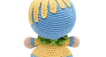 Bebê flor em amigurumi